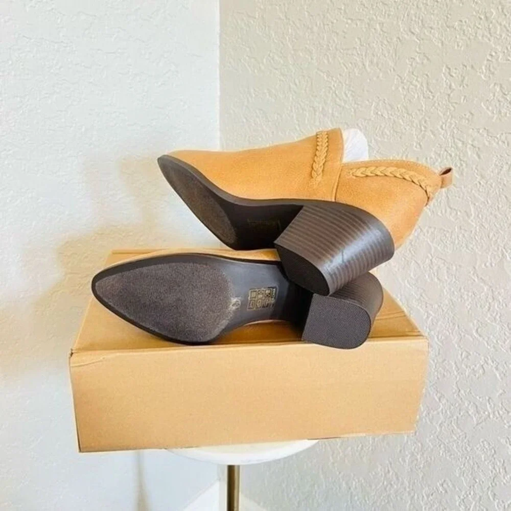 JOURNEE COLLECTION Sophie Braided Strap Bootie, Block Heel, Tan, Size‎ 7, NWT